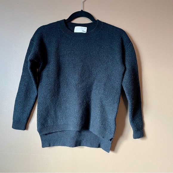 Aritzia Wilfred Free Isabelli Waffle Knit Merino Wool Sweater Size Medium - Picture 12 of 12